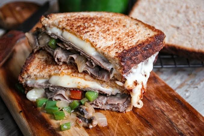 Grilled Beef Mild Spicy standwitch